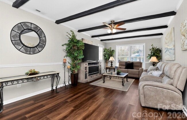 Photo - 1318 McDow Dr