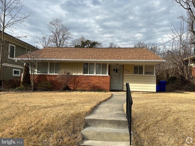Building Photo - 3br Single Family In Bethesda Rental