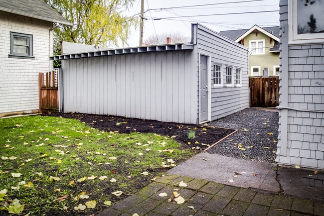 Photo - 525 N Simpson St Unit 3 (Studio)