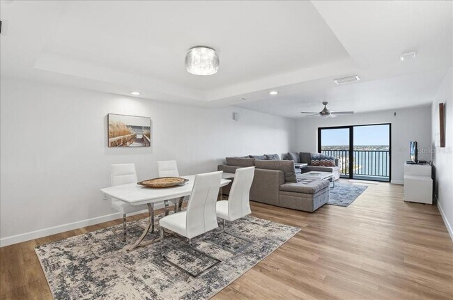 Photo - 7300 Sun Island Dr S Unit 905