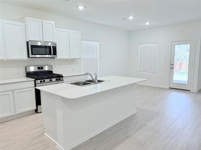 Photo - 1220 Acorn Oak Dr