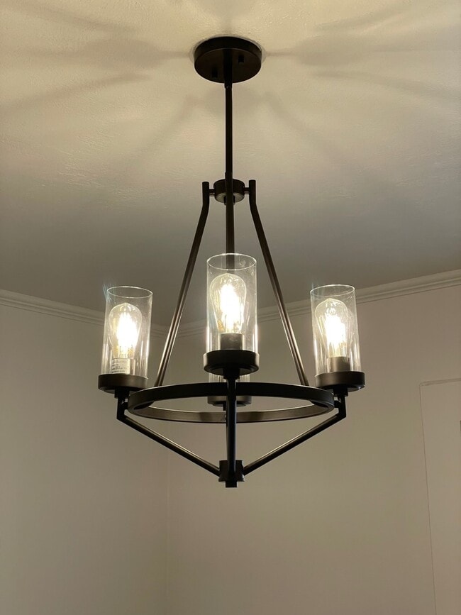 Photo - 691 5th St W