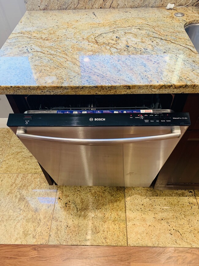 Photo - 2919 Shattuck Ave.