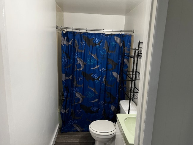 Photo - 19 E James St Unidad Apt 2