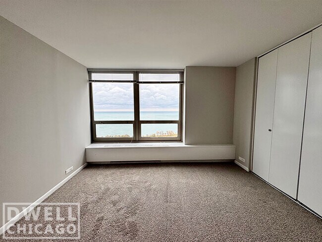 Photo - 3440 N Lake Shore Dr Unidad 2