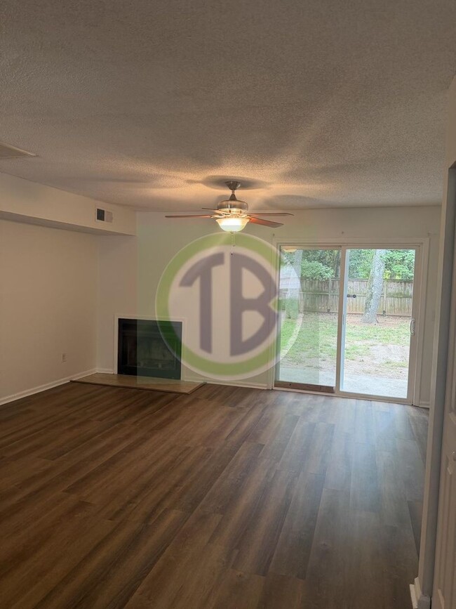 Photo - 2bd Townhome conveniently located to all that Irmo has to offer