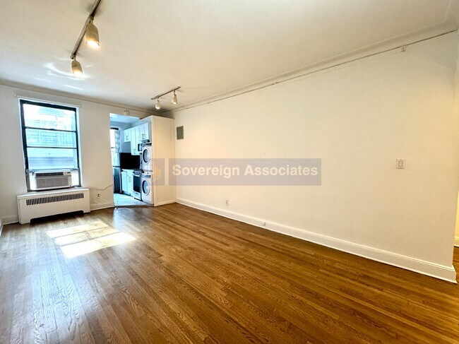 Photo - 156 E 85th St Apartamento Unidad 4D