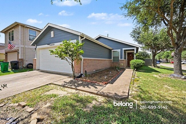 Photo - 20739 Dickinson Manor Ln