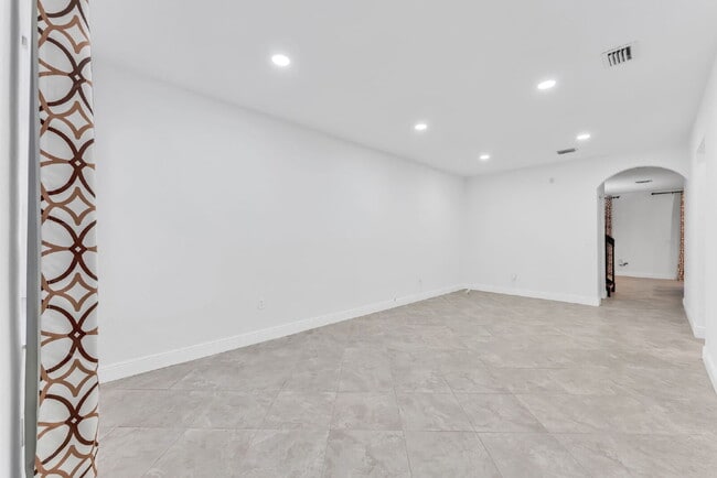 Photo - Stunning lakefront townhouse in gated Homestead community. Unit 2214