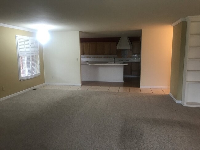 Photo - 20968 Travis Ln