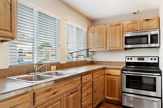 Photo - 167 4700 South