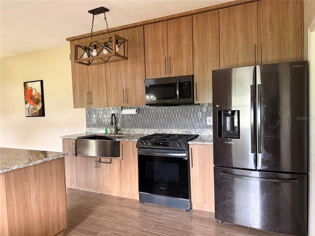 Photo - 201 Bradshaw Dr