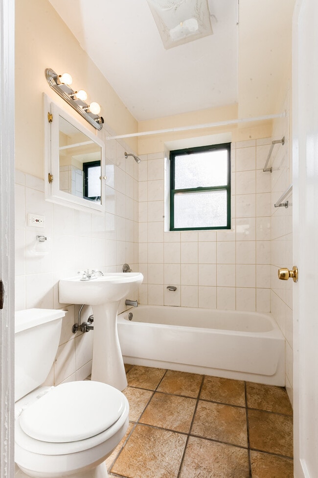 Photo - One Bedroom in South Shore