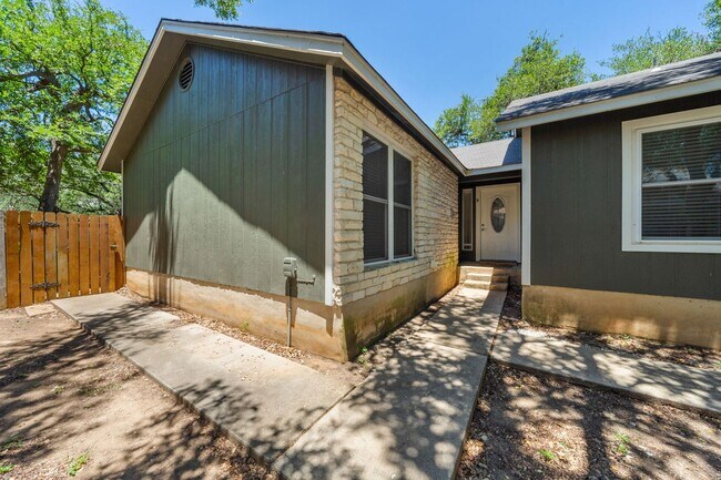 Photo - 9618 Sugar Hill Dr Unit B