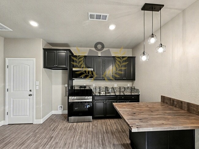 Photo - 1132 S Simon St