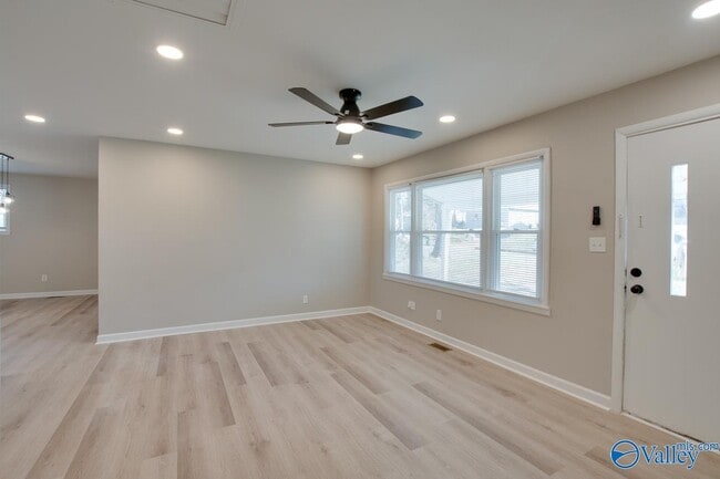 Photo - 3916 Troy Swasey Blvd SW