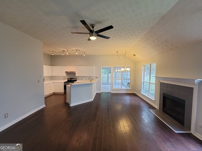 Photo - 53 Braelinn Creek Ct