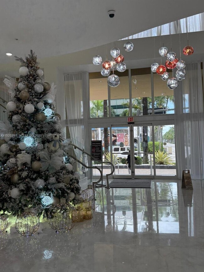 Photo - 18800 NE 29th Ave Unit 1008