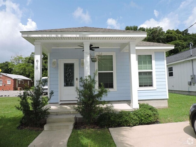 Building Photo - 815 N C St Rental