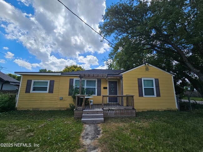 Photo - 3648 Ernest St