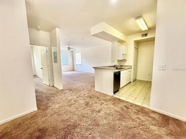 Photo - 17106 Carrington Park Dr Unit 605