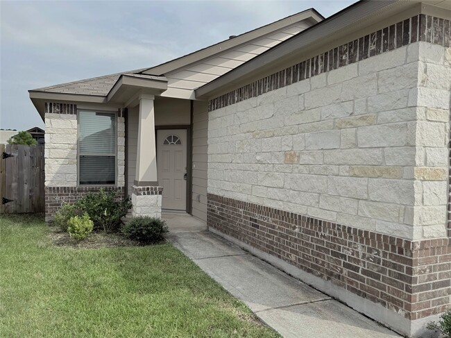 Photo - 14501 Sugar Pines Dr