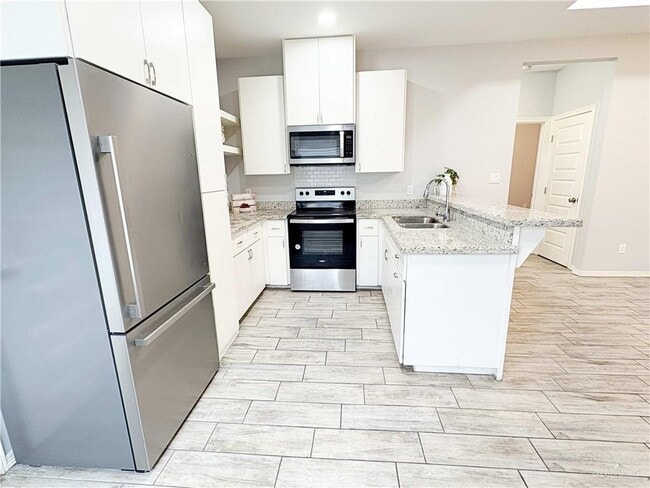 Photo - 11 West Dr Unit 1