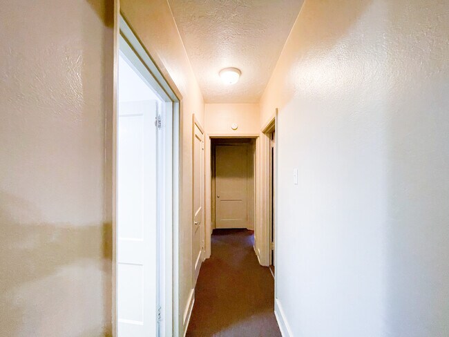 Photo - 3563 Beechwood Blvd