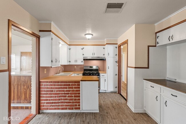 Photo - 1706 Shady Grove Dr