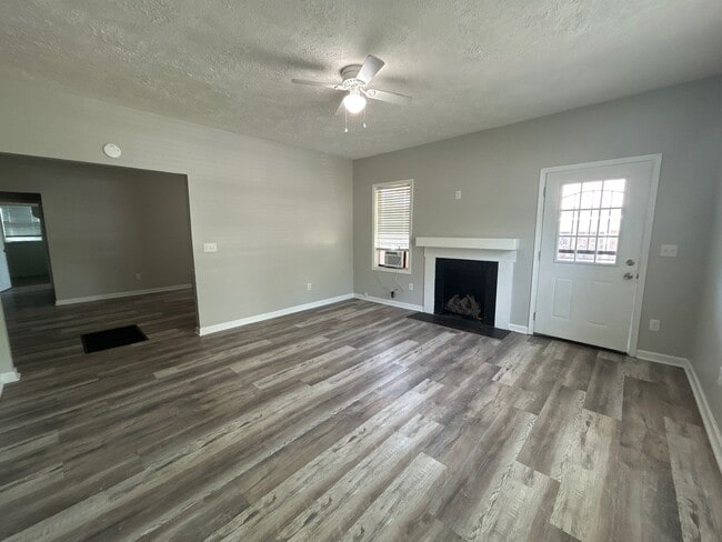 Photo - 405 N 16th Ave Unit C