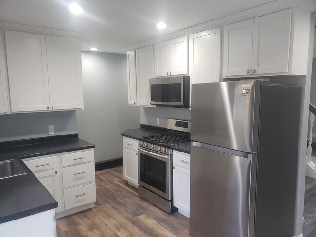 Photo - 3842 Oak Valley Ave SW