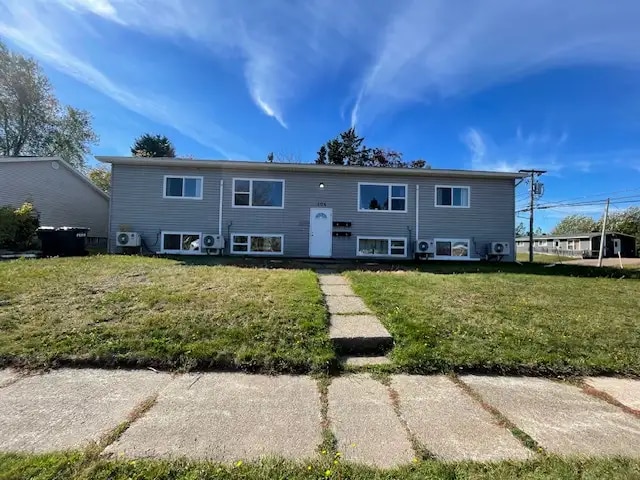 Photo - 104 Katherine Av