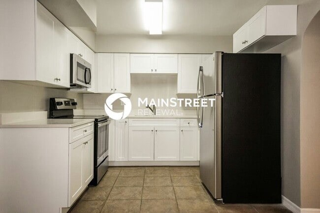 Photo - 3 Bedroom Pet-Friendly Home in Temple Terrace, FL with Main Street Renewal