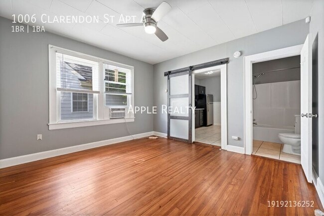 Photo - 1006 Clarendon St
