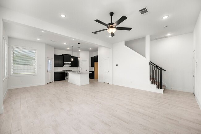Photo - 7810 Starfish Arbor Dr