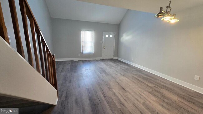 Photo - 411 Park Pl Dr