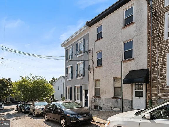 Building Photo - 128 Gay St