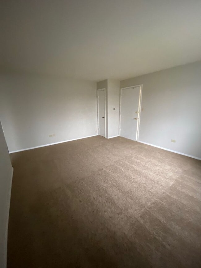 Photo - Carriage House Apartments LLC