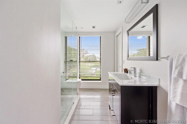 Photo - 11818 Pebblewood Dr Unit D201