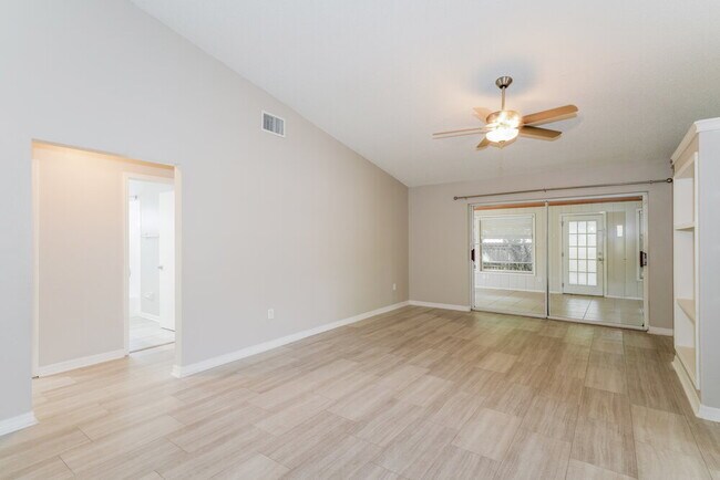Photo - 26808 Haverhill Dr