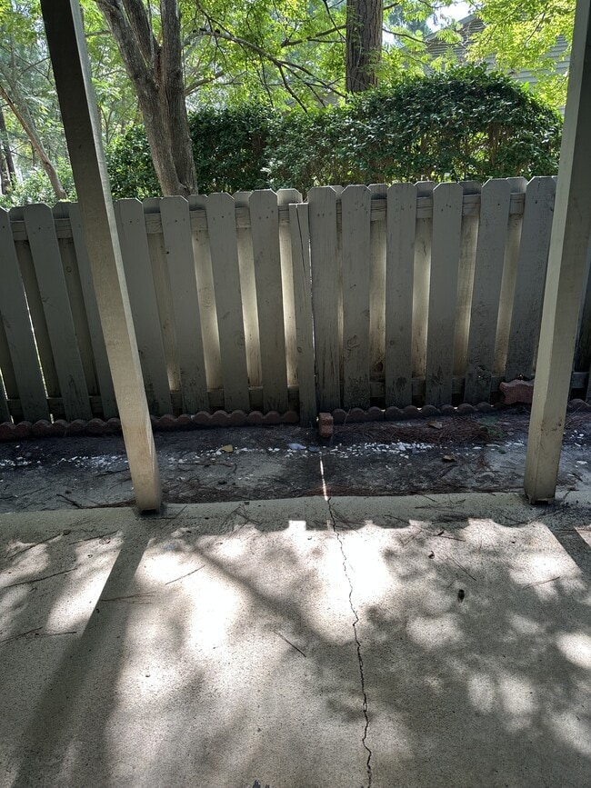 Photo - 1866 Tryon Dr