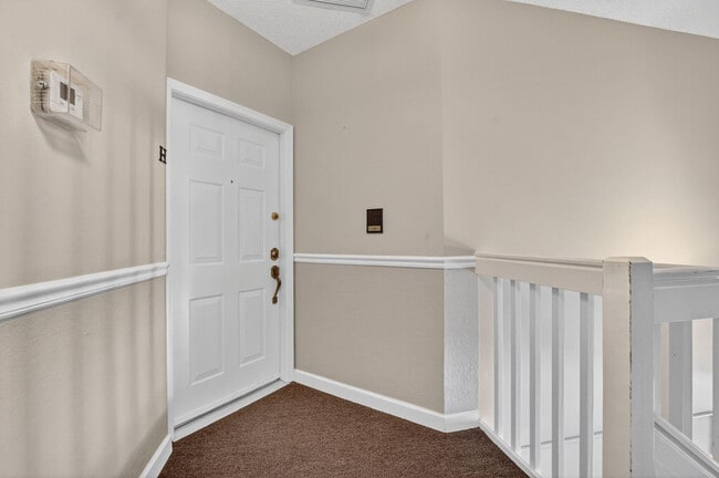 Photo - 5801 Coach House Cir Unit H