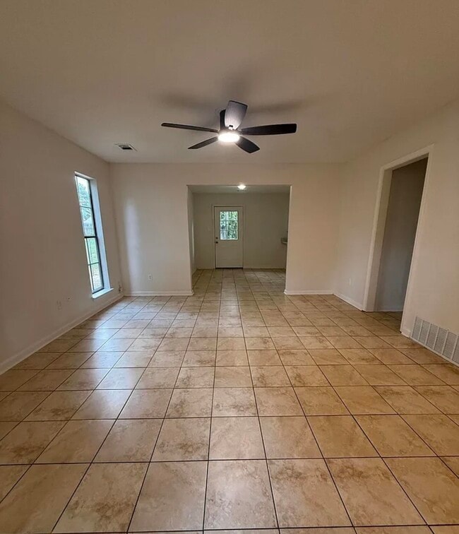 Photo - 6190 Carroll Cv W