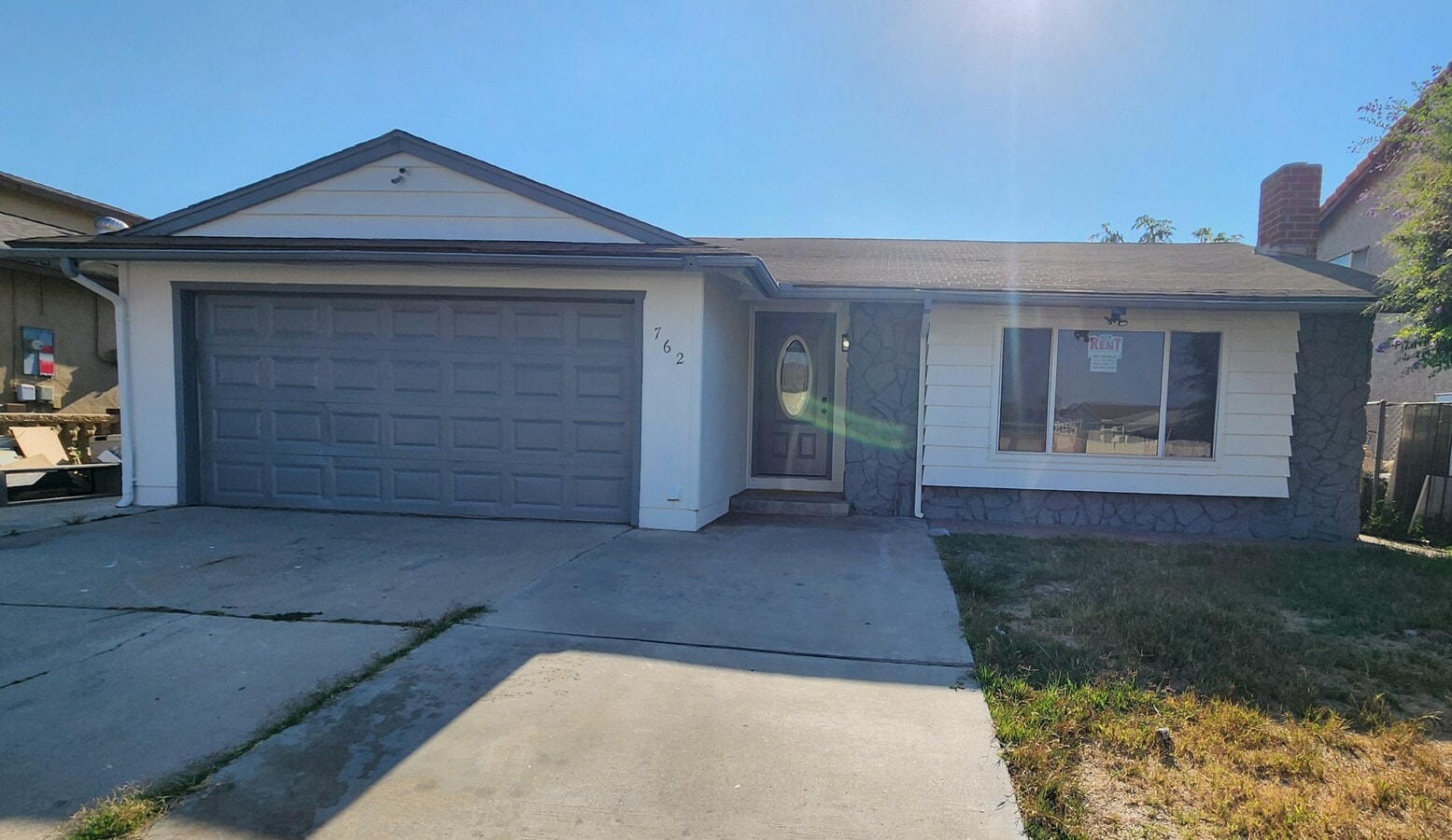 Photo - 762 Piccard Ave