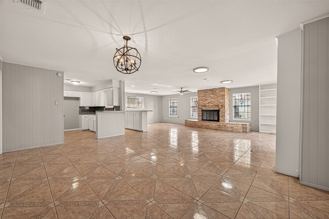 Photo - 10607 Bainbridge St