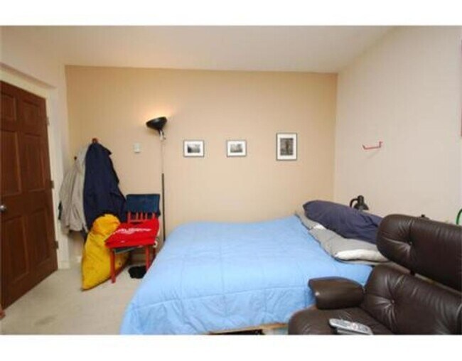 Photo - Symphony Rd Fenway 3 Bedroom with Laundry in Unit - Available 9/1/2026