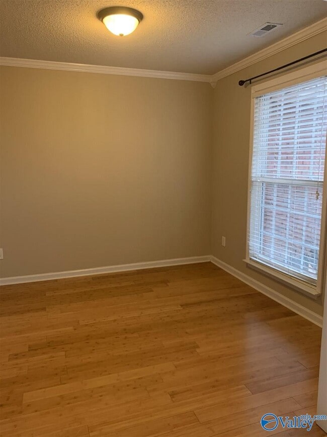 Photo - 137 Clover Ridge Dr