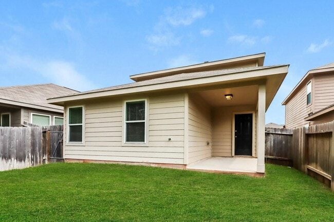 Photo - 413 N Meadows Dr