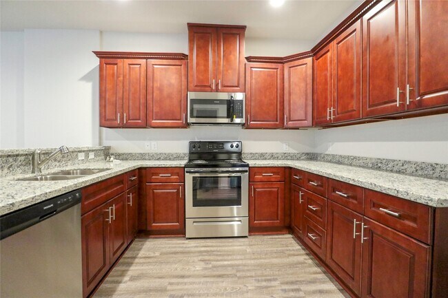 Photo - 2702 Appian Wy