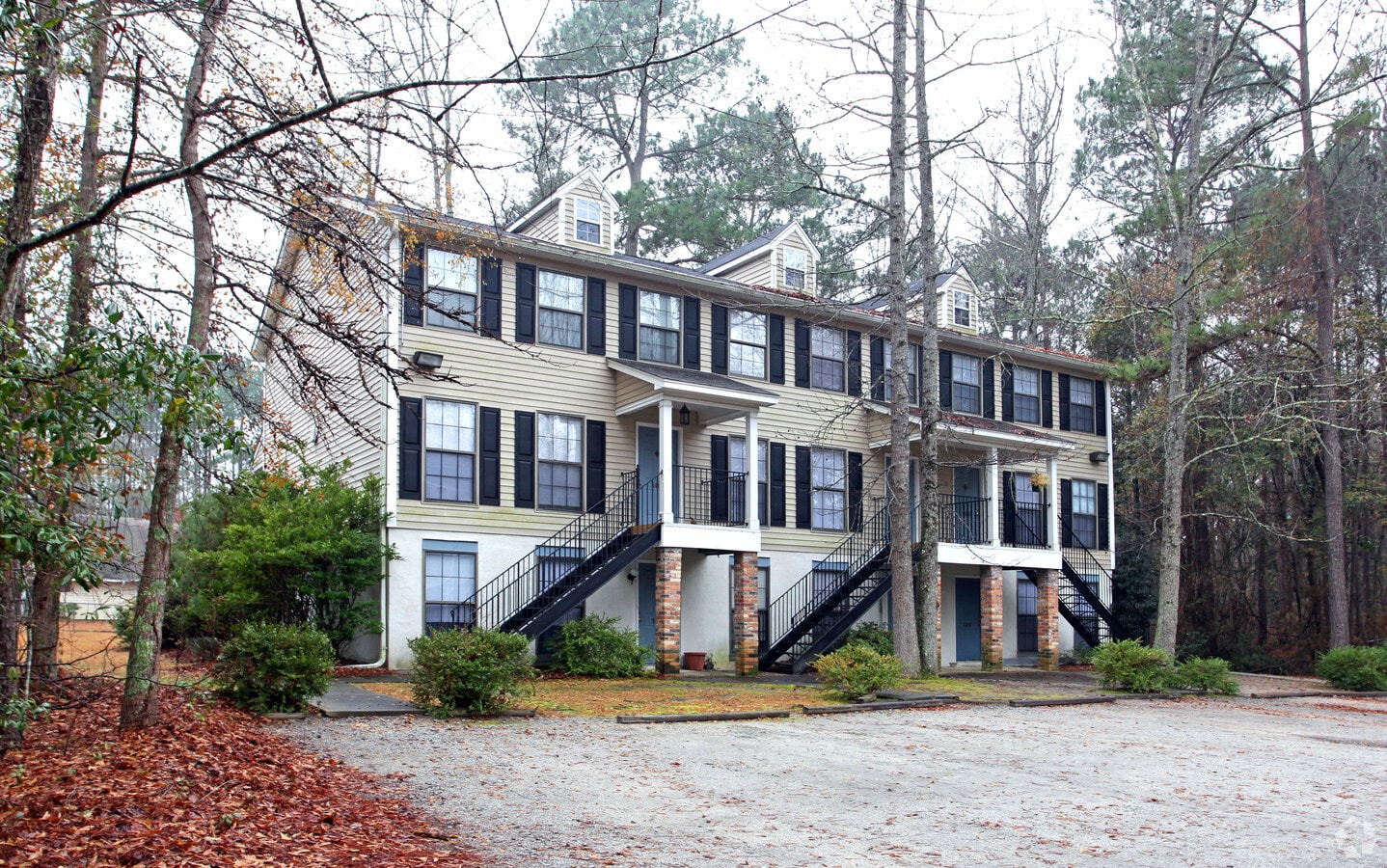 Photo - Cobblestone Apartments
